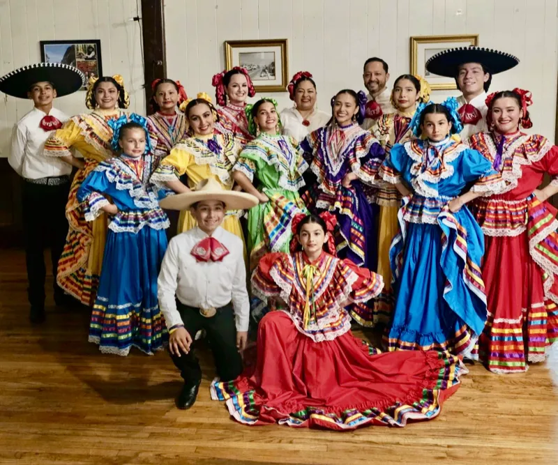 Ballet Folklórico Mi Herencia full group portrait in traditional Mexican folklorico attire
